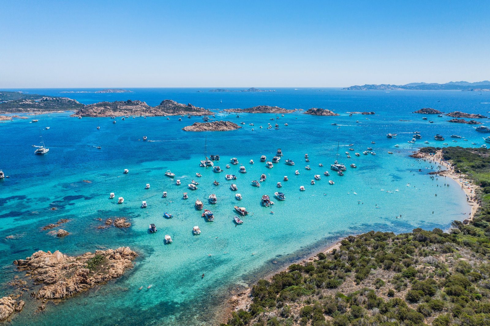 Sardinie obytným autem