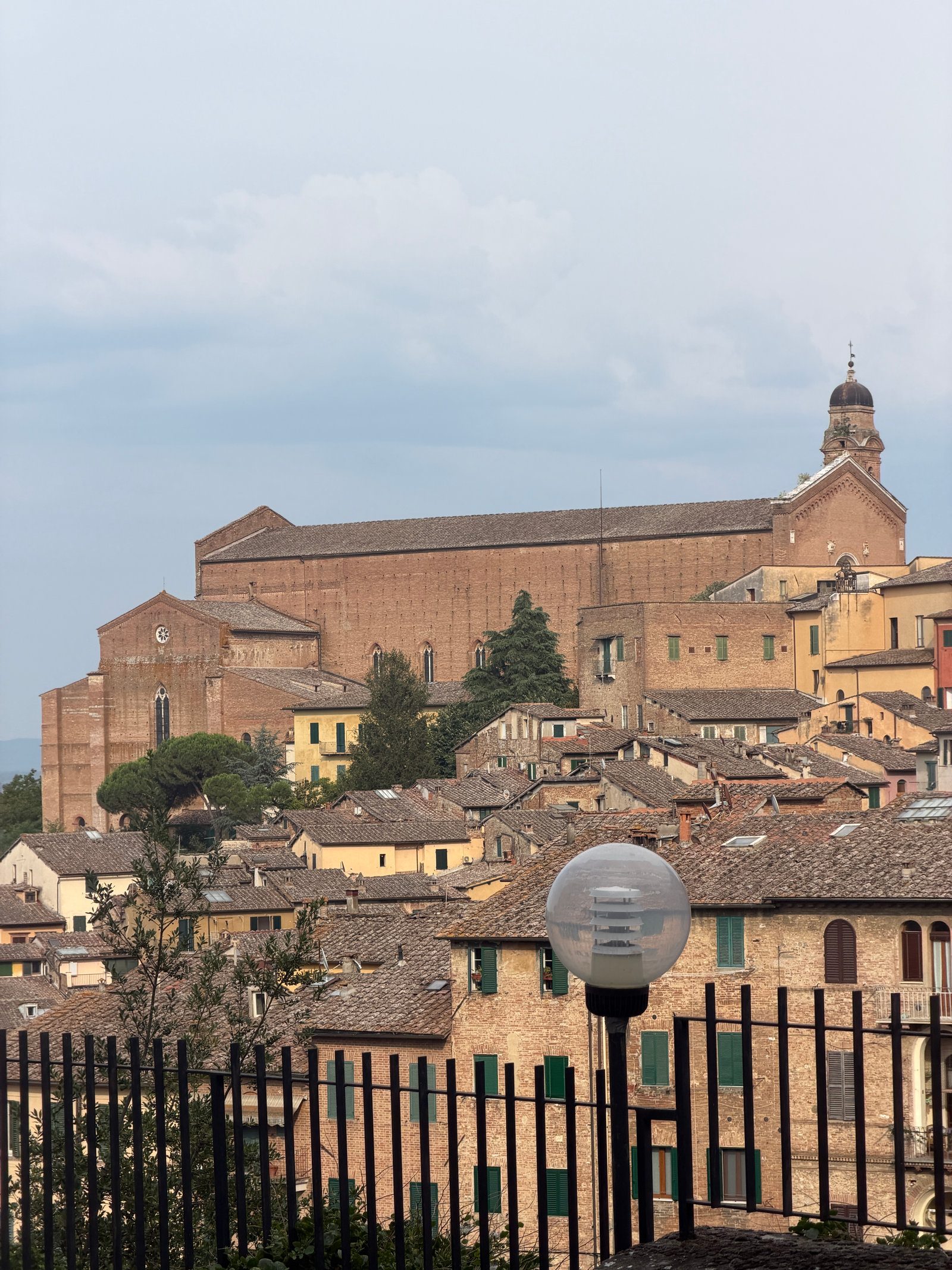 San Gimignano a Siena obytným autem