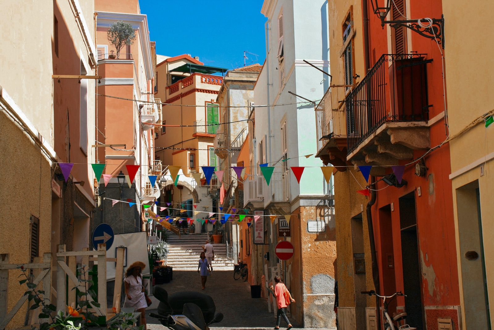 Sardinie obytným autem